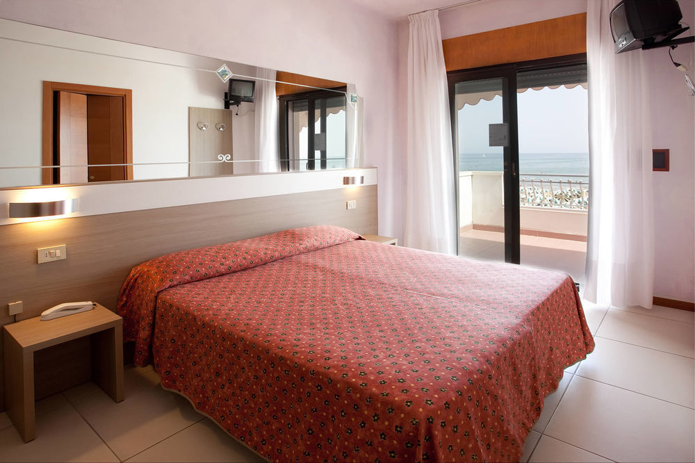 Hotel Columbia & Ninfea Lido di Jesolo Exterior photo