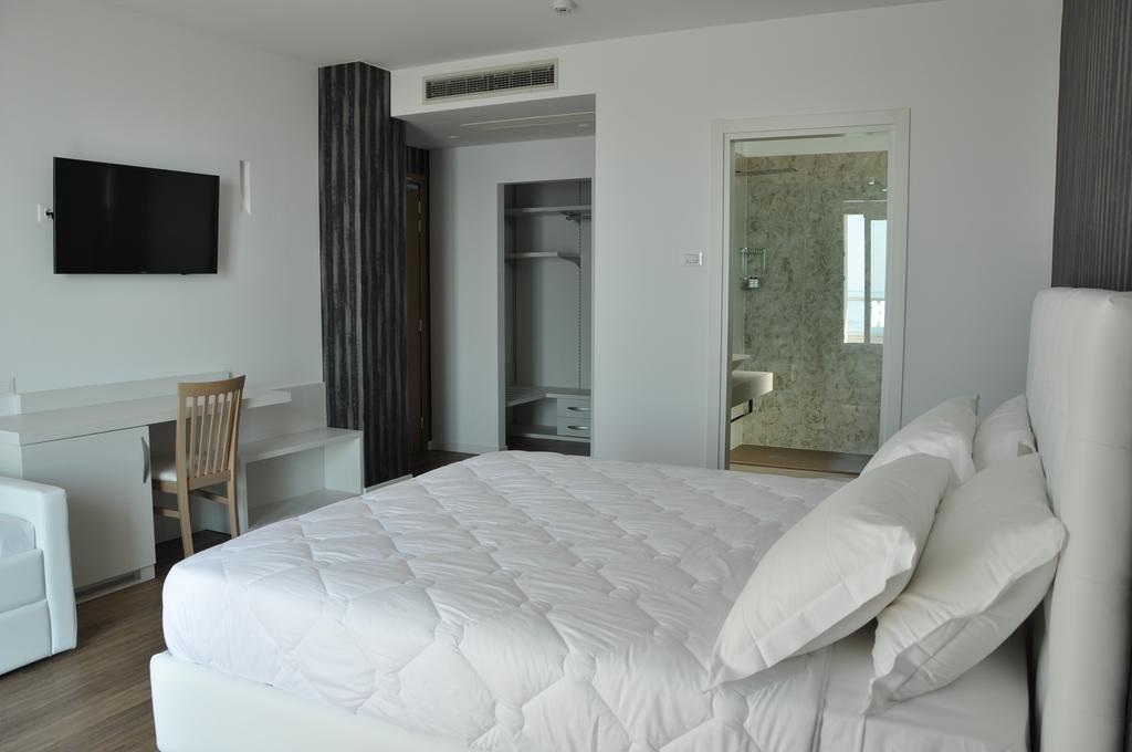 Hotel Columbia & Ninfea Lido di Jesolo Exterior photo